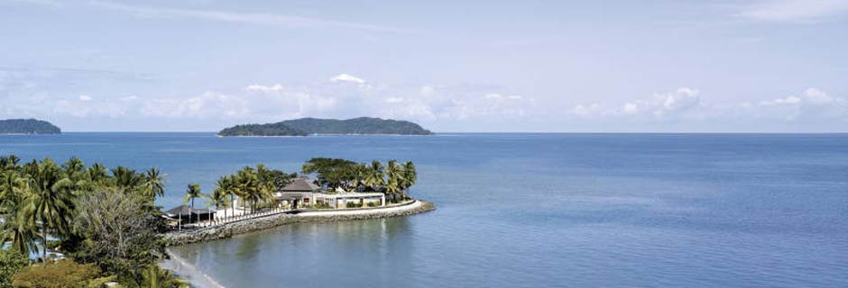 The Sunset Bar at Shangri-La's Tanjung Aru Resort & Spa
