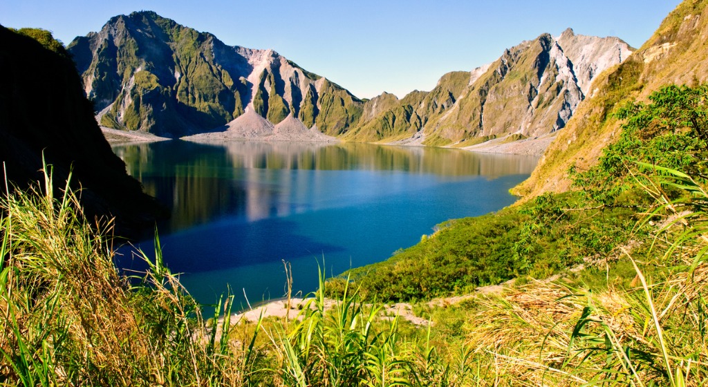 Experience remarkable Philippine sights this view of Mount Pinatubo when you take a tailor-made holiday with Alfred&.
