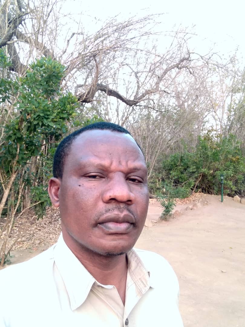 Simon Magaigwa, Camp Manager, Serena Mivumo River Lodge