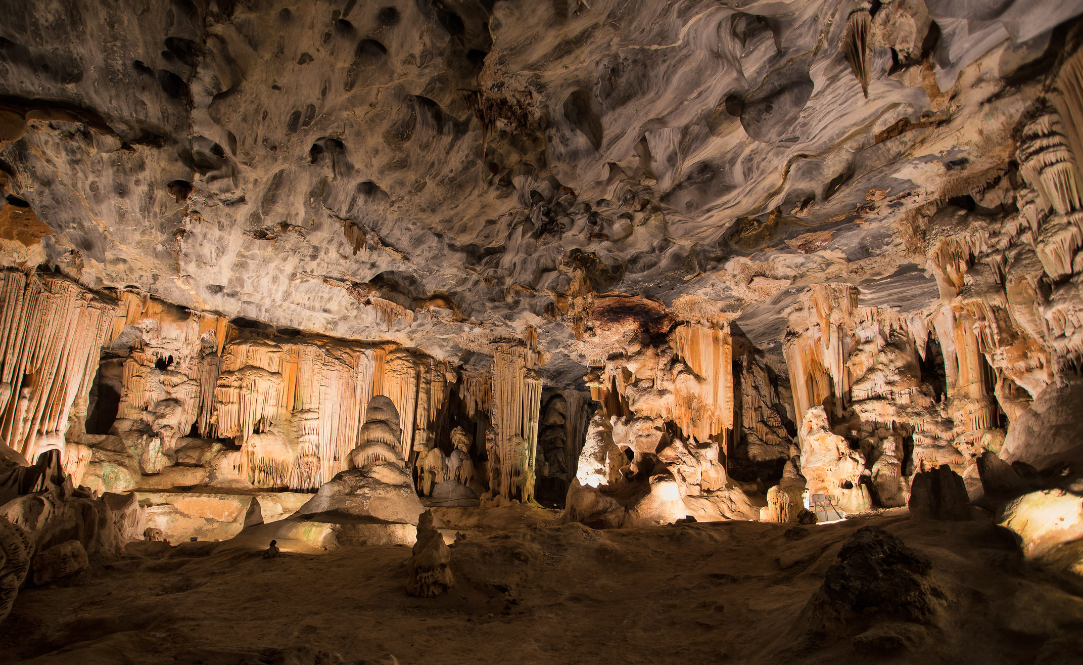 Experience extraordinary landscape like the Cango caves near Oudtshoorn town, South Africa, when you take a tailor-made holiday with Alfred&.