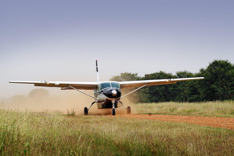 SkySafari Aircraft landing Cessna Caravan 208 landing