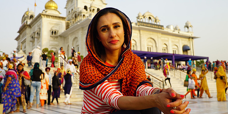 TV presenter Anita Rani travelling in India