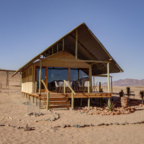 Kanaan Desert Retreat private chalet