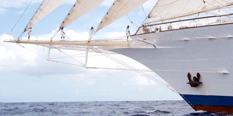 Watch the crew of Star Clipper master the ropes