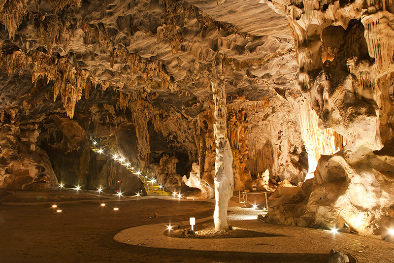 Cango caves