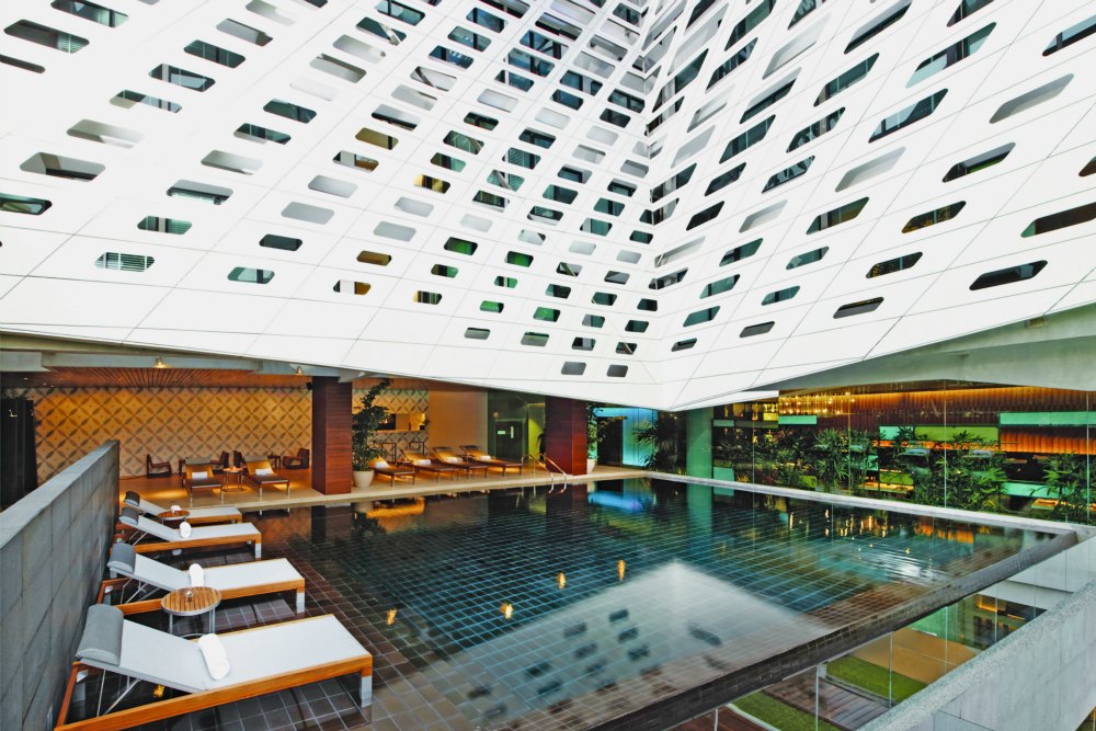 Lit Bangkok Pool Lit Bangkok Pool