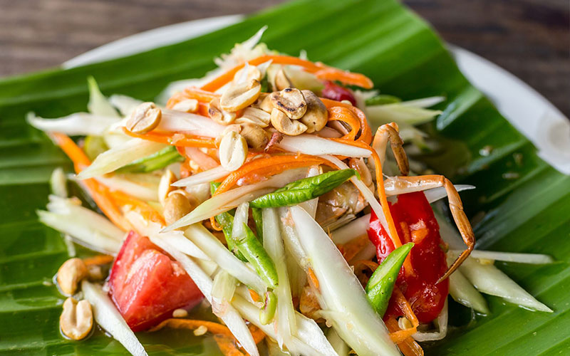 Green papaya salad