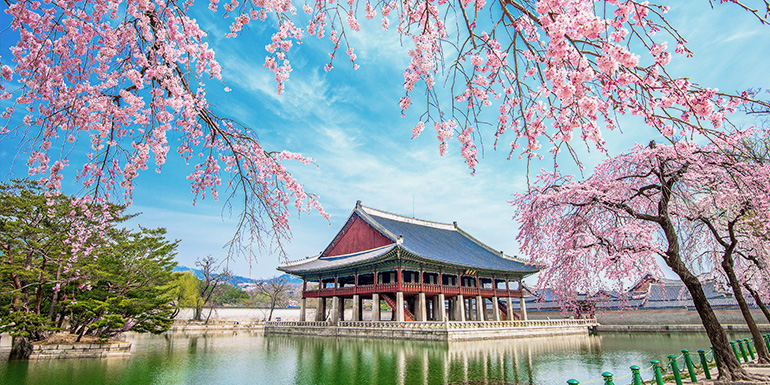 Gyeongbokgung Palace in Seoul, South Korea Gyeongbokgung Palace in Seoul, South Korea