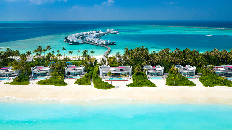 LUX* North Malé Atoll Resorts & Villas 